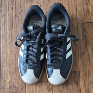 Women's adidas VL Court 3.0